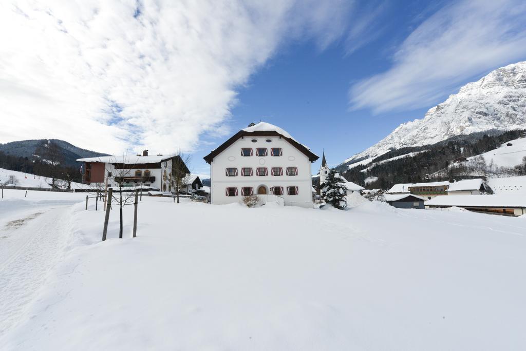 Ansitz Wirtsgut - Familienappartements In Den Bergen Leogang Luaran gambar